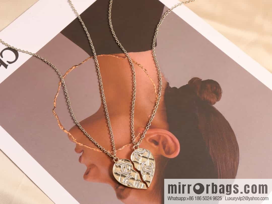 New ☑️ Chanel double c love peach heart diamond necklace