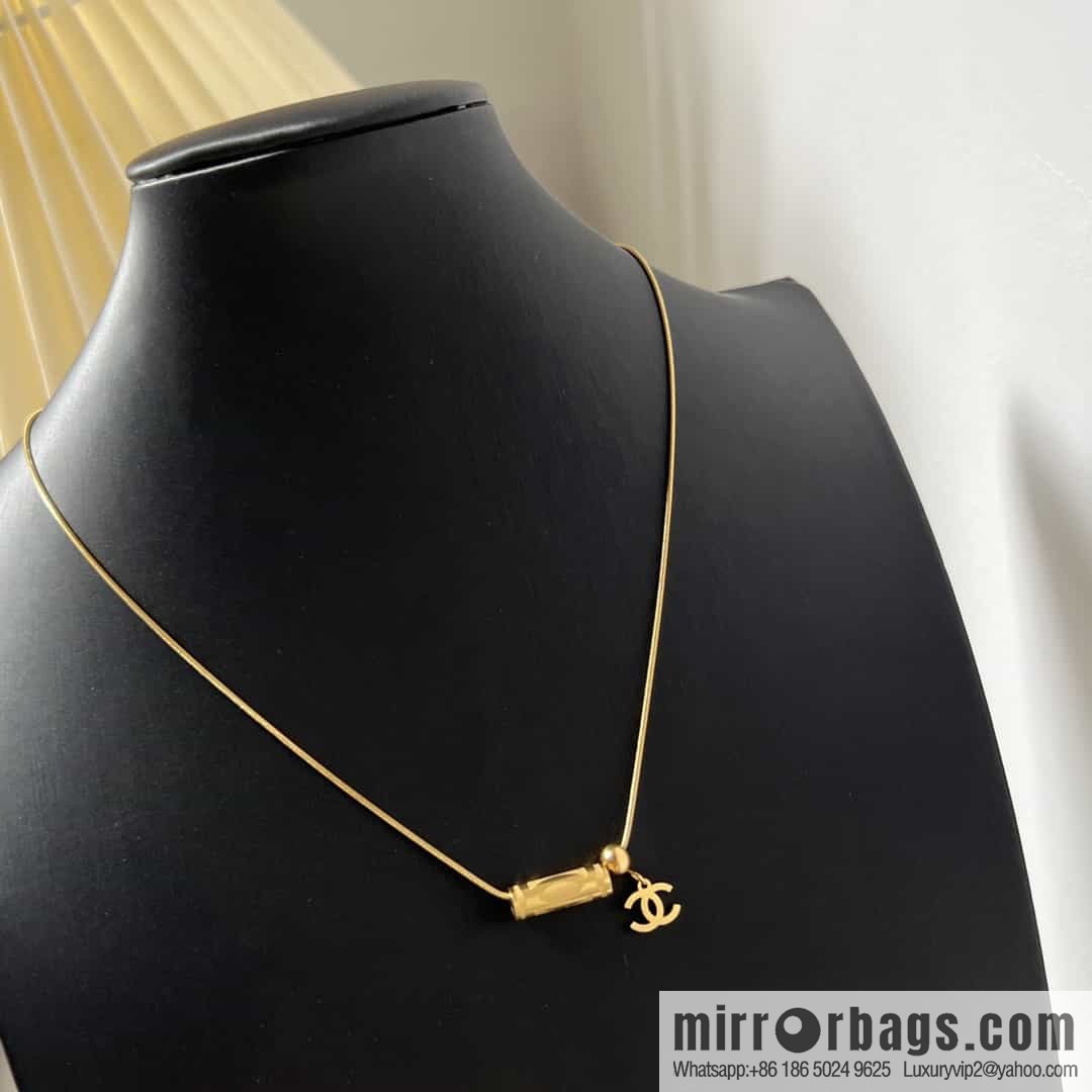 New ☑️ Chanel gold cylinder double c necklace