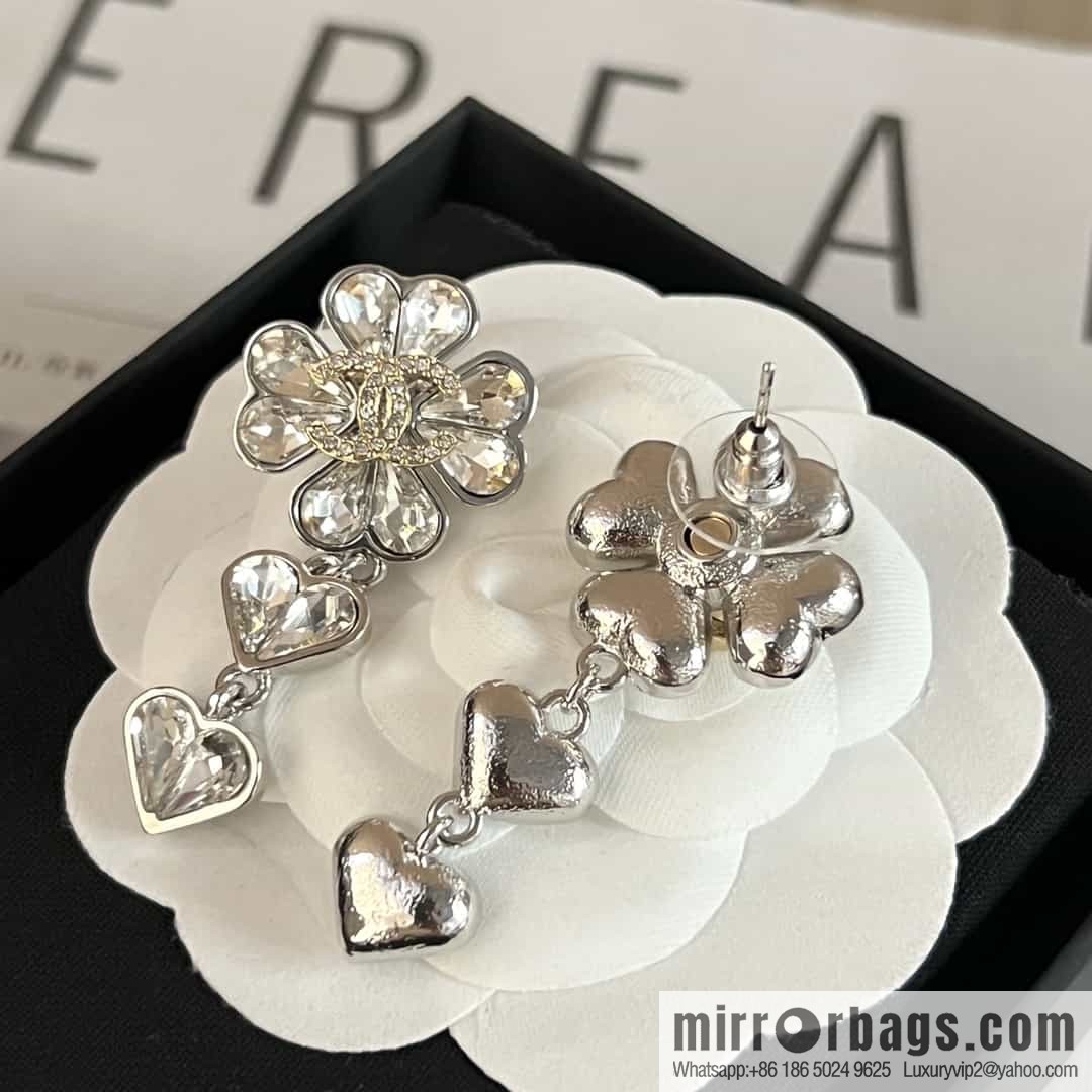 New ☑️ Chanel c3 double c full diamond peach heart love stud earrings