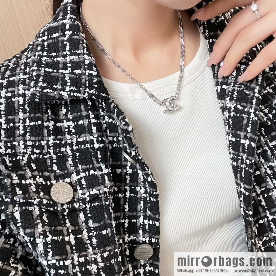 New ☑️ Chanel double layer double c cut-out letter necklace