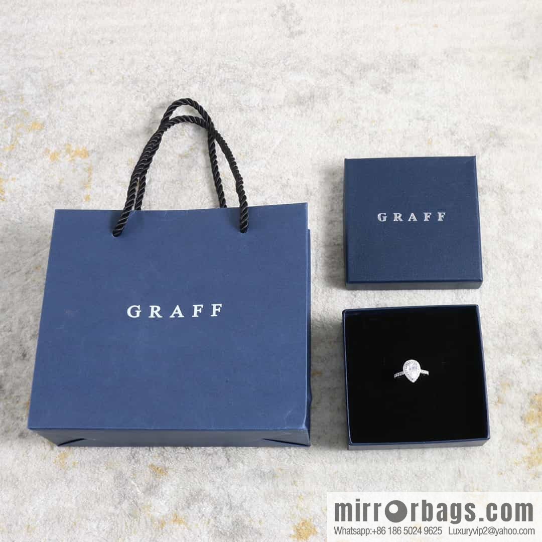 GRAFF Droplet-shaped full diamond ring