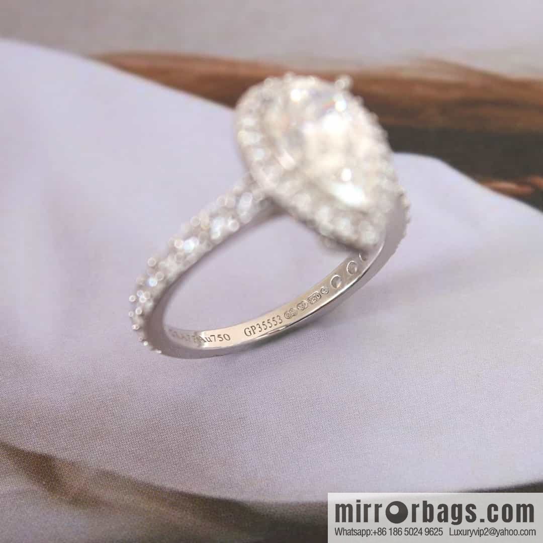 GRAFF Droplet-shaped full diamond ring