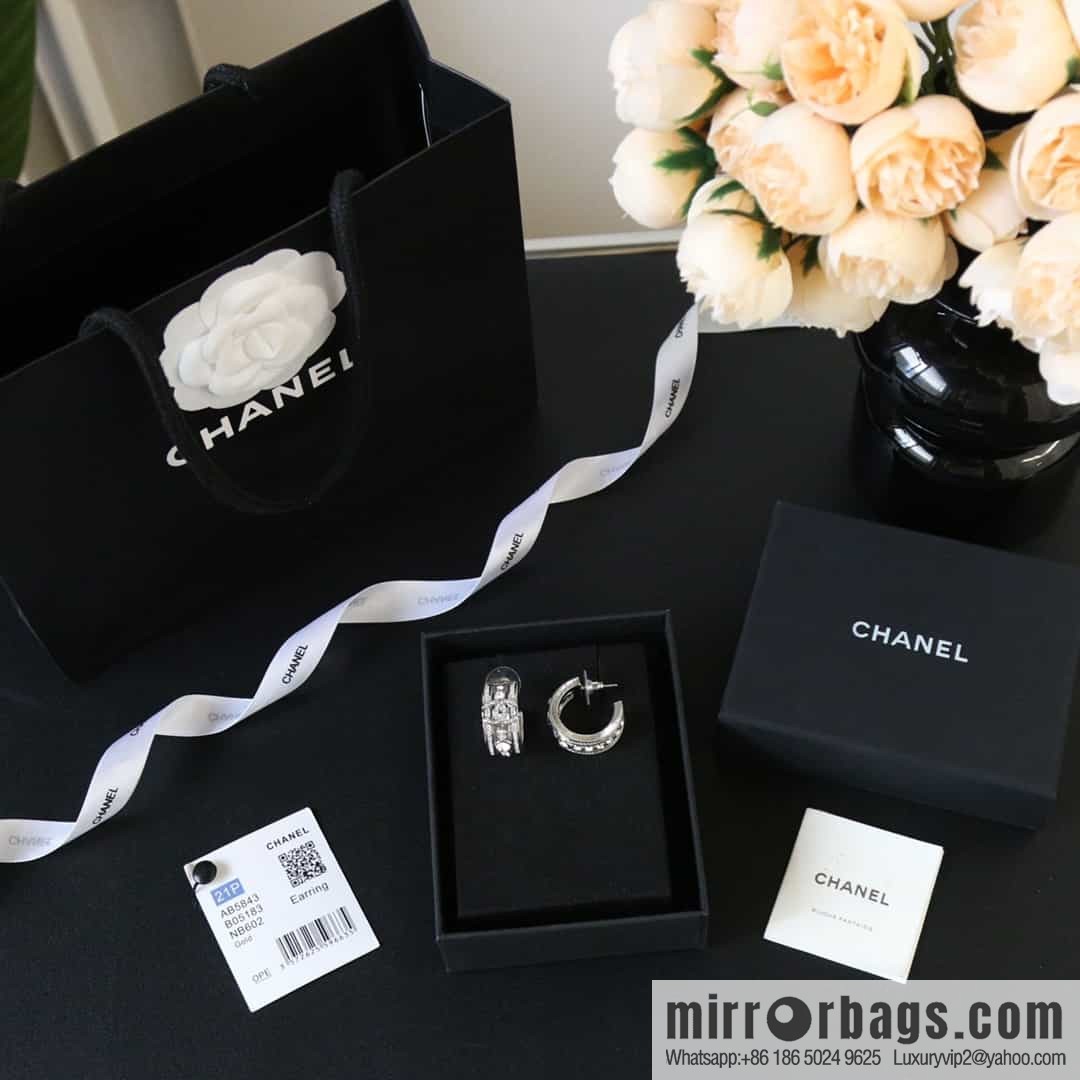 New ☑️ Chanel C1 double c semi-round diamond stud earrings