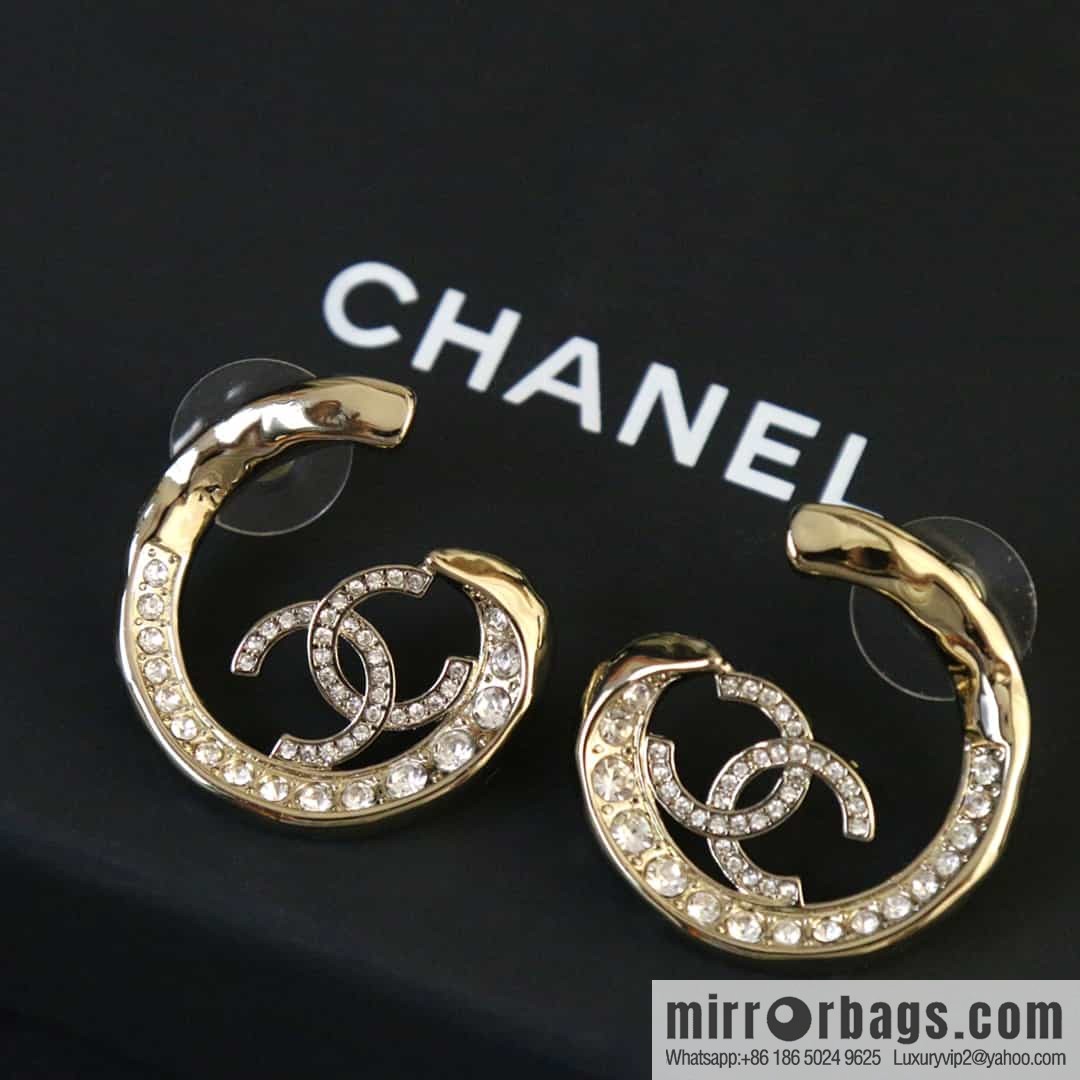 New ☑️ Chanel C1 double c semi-round stud earrings