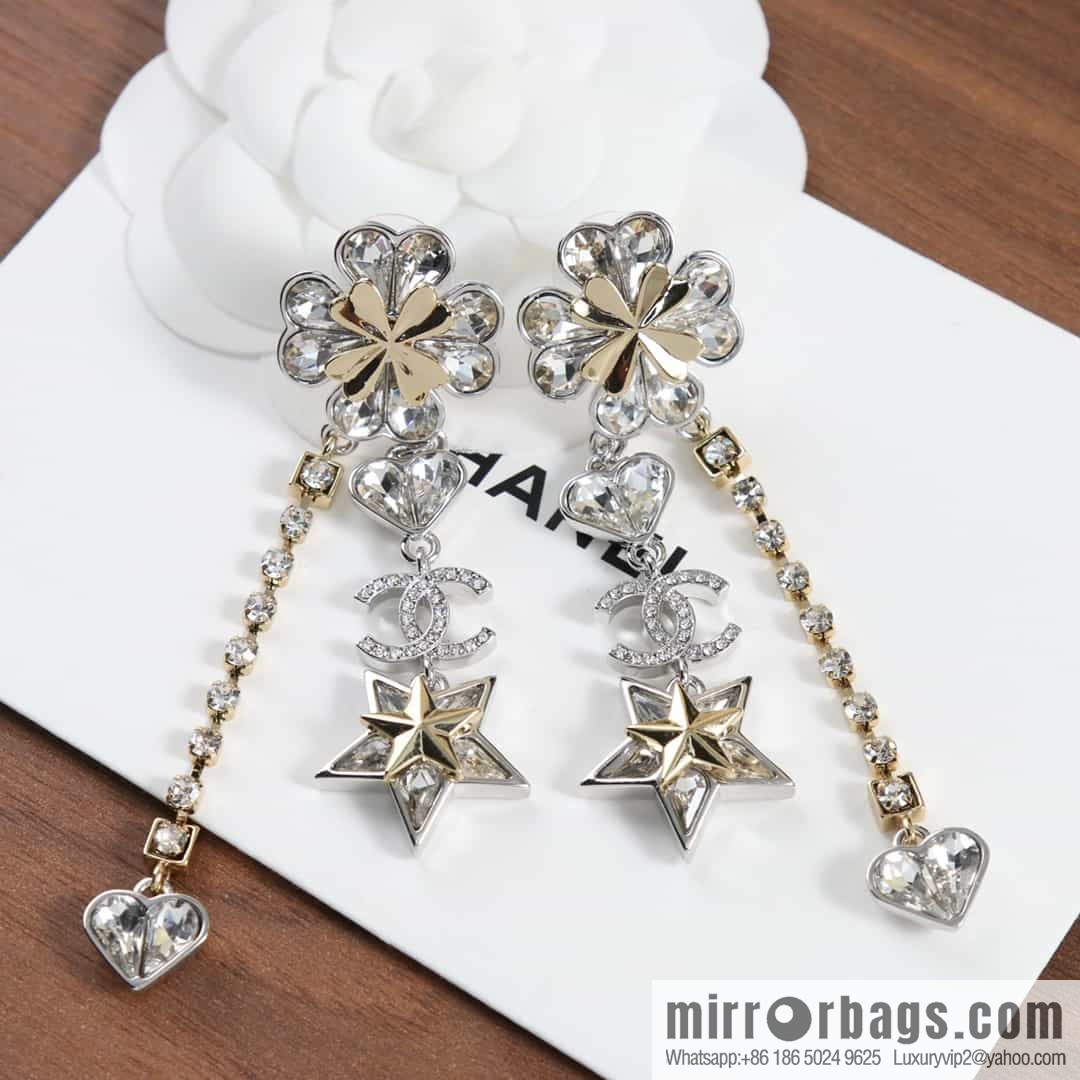 New ☑️ Chanel C4 double c full diamond four-leaf clover five-pointed star earrings