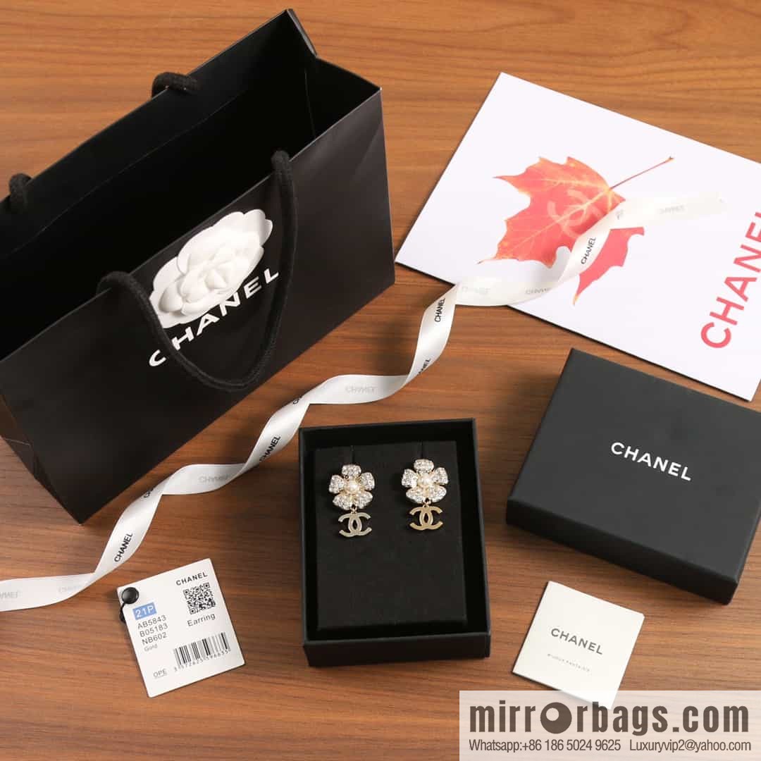 New ☑️ Chanel C2 double c full diamond flower pot stud earrings