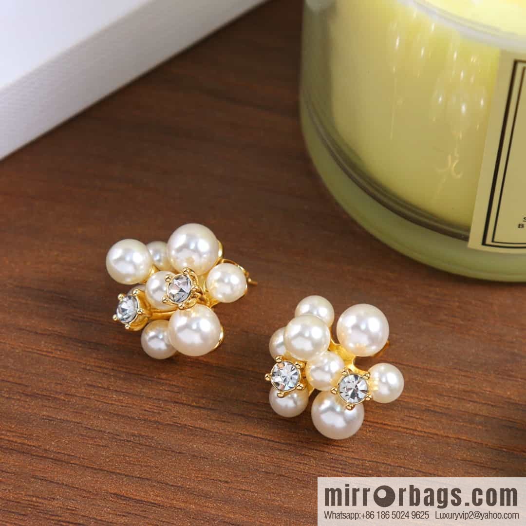 New Celine pearl stud earrings