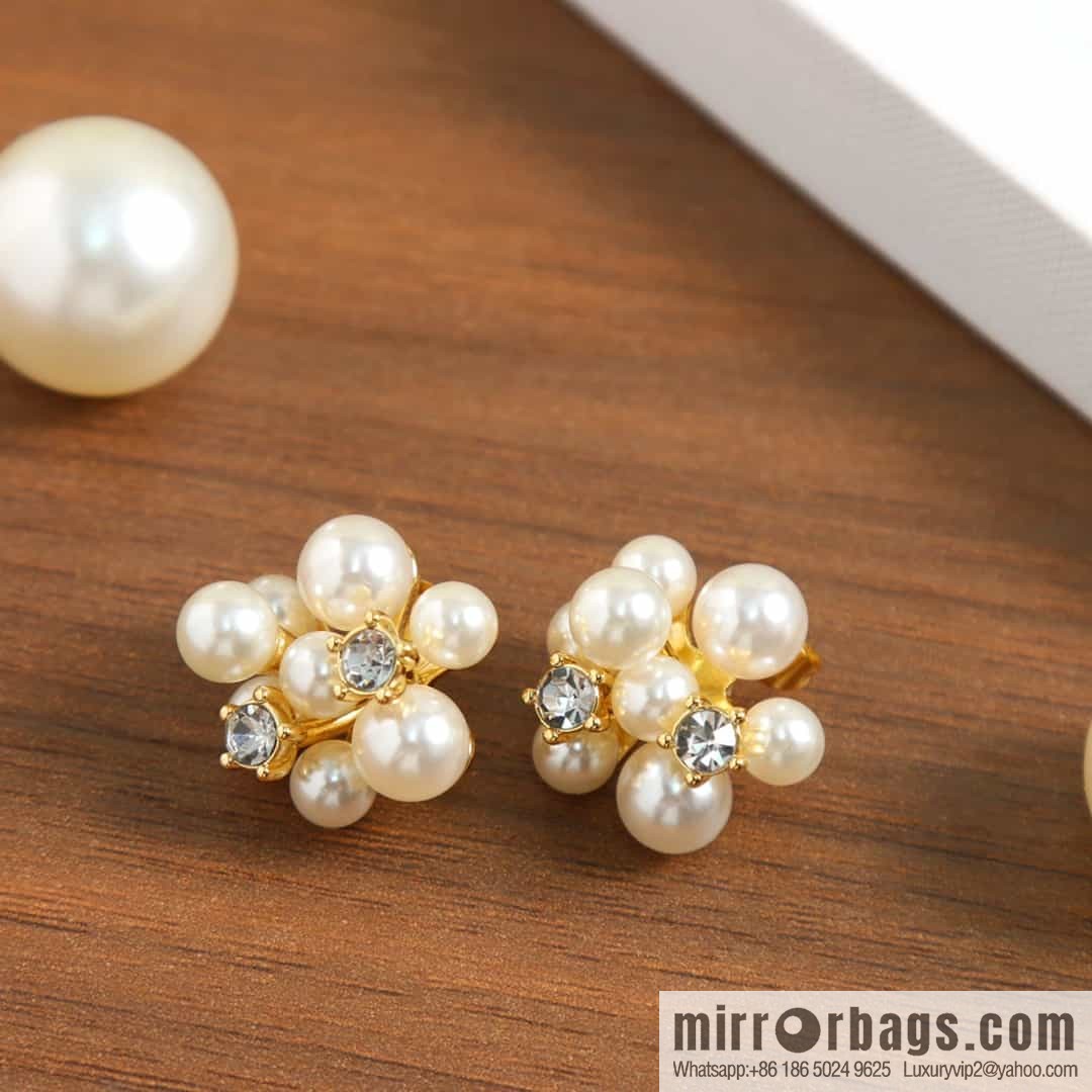 New Celine pearl stud earrings