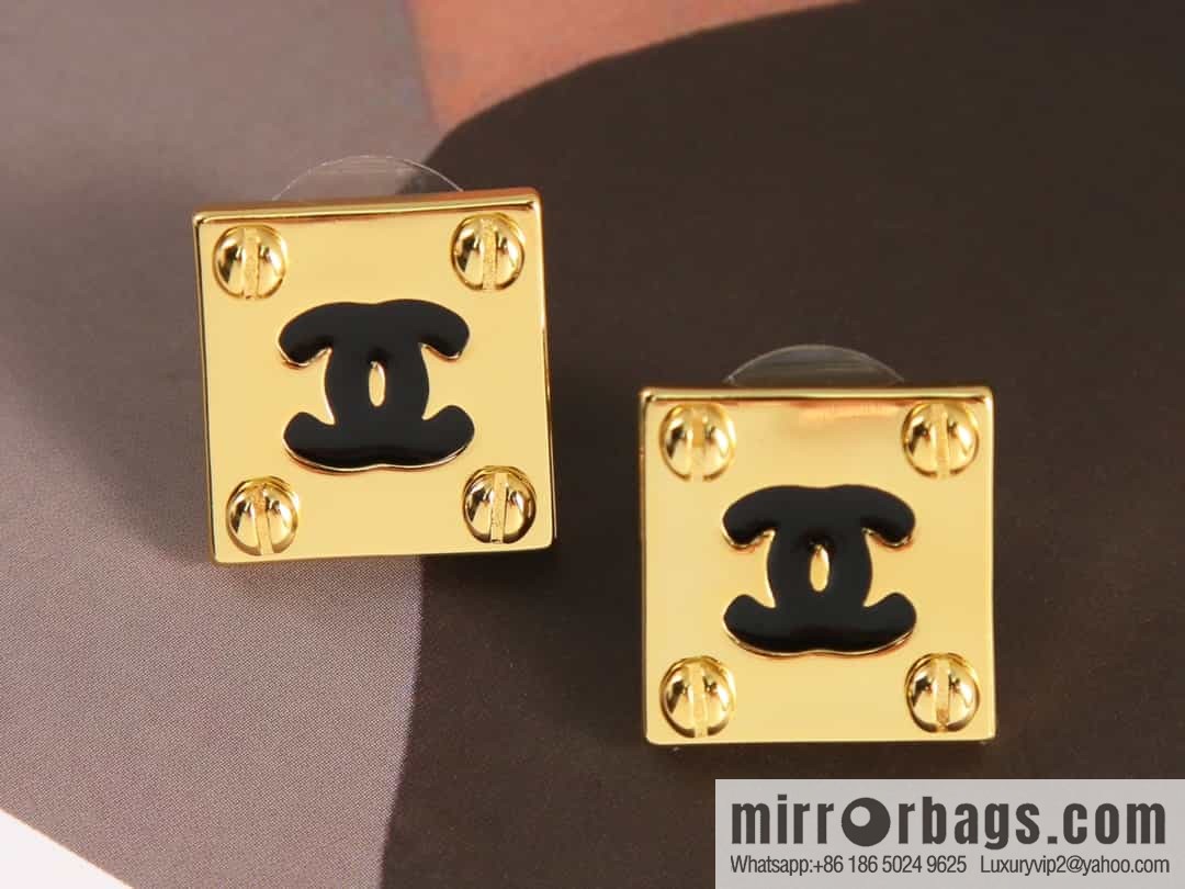 New ☑️ Chanel medieval series square gold double c earrings