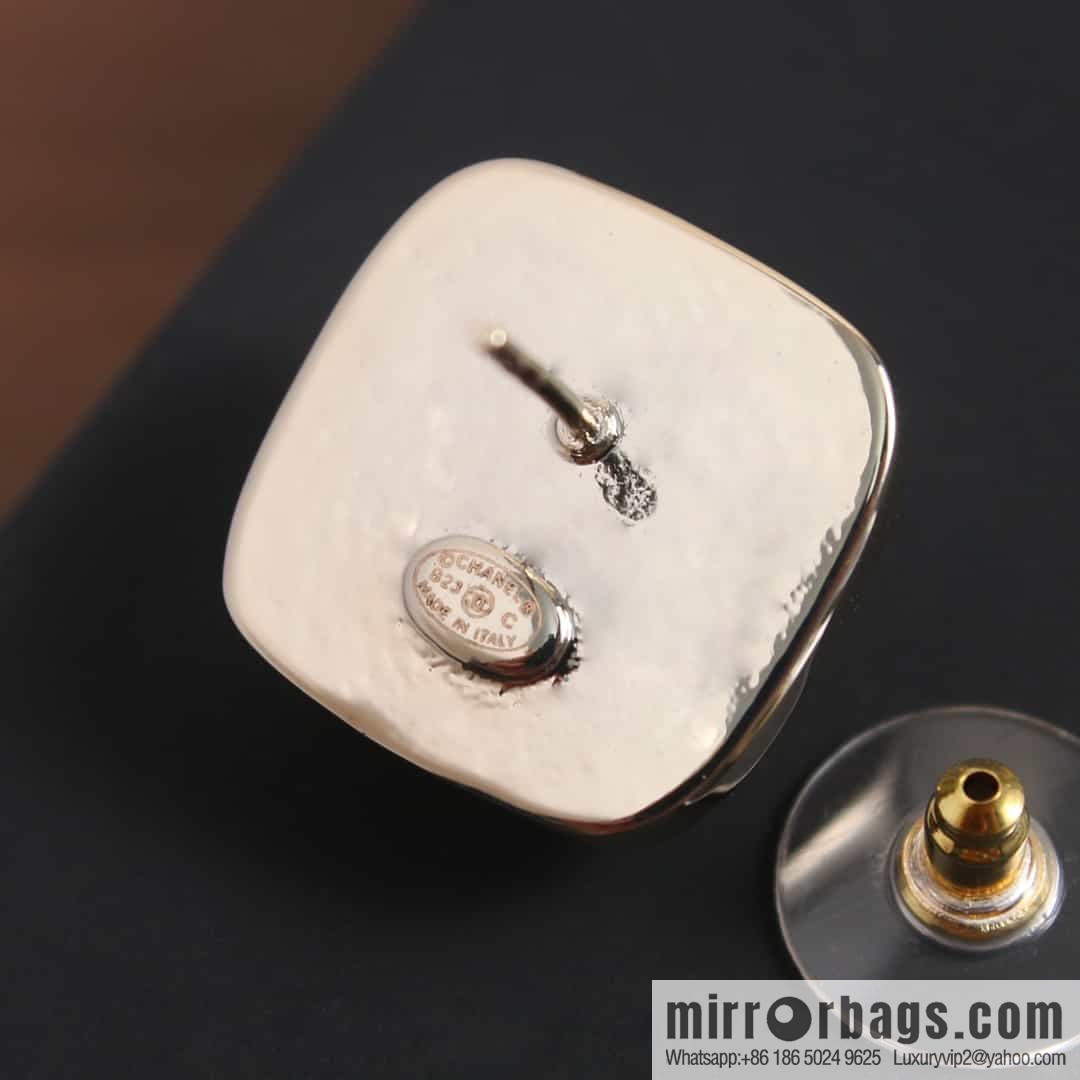 [Single price] New Chanel c1 double c square pink blue purple white stud earrings