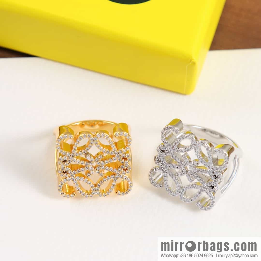 LOEWE Diamond mooncake ring