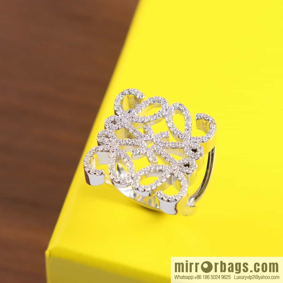 LOEWE Diamond mooncake ring
