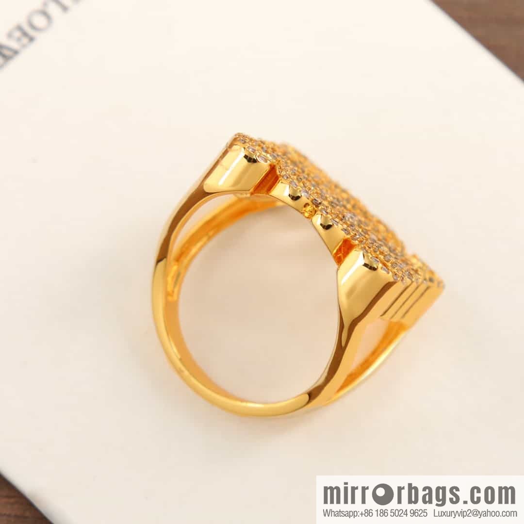 LOEWE Diamond mooncake ring