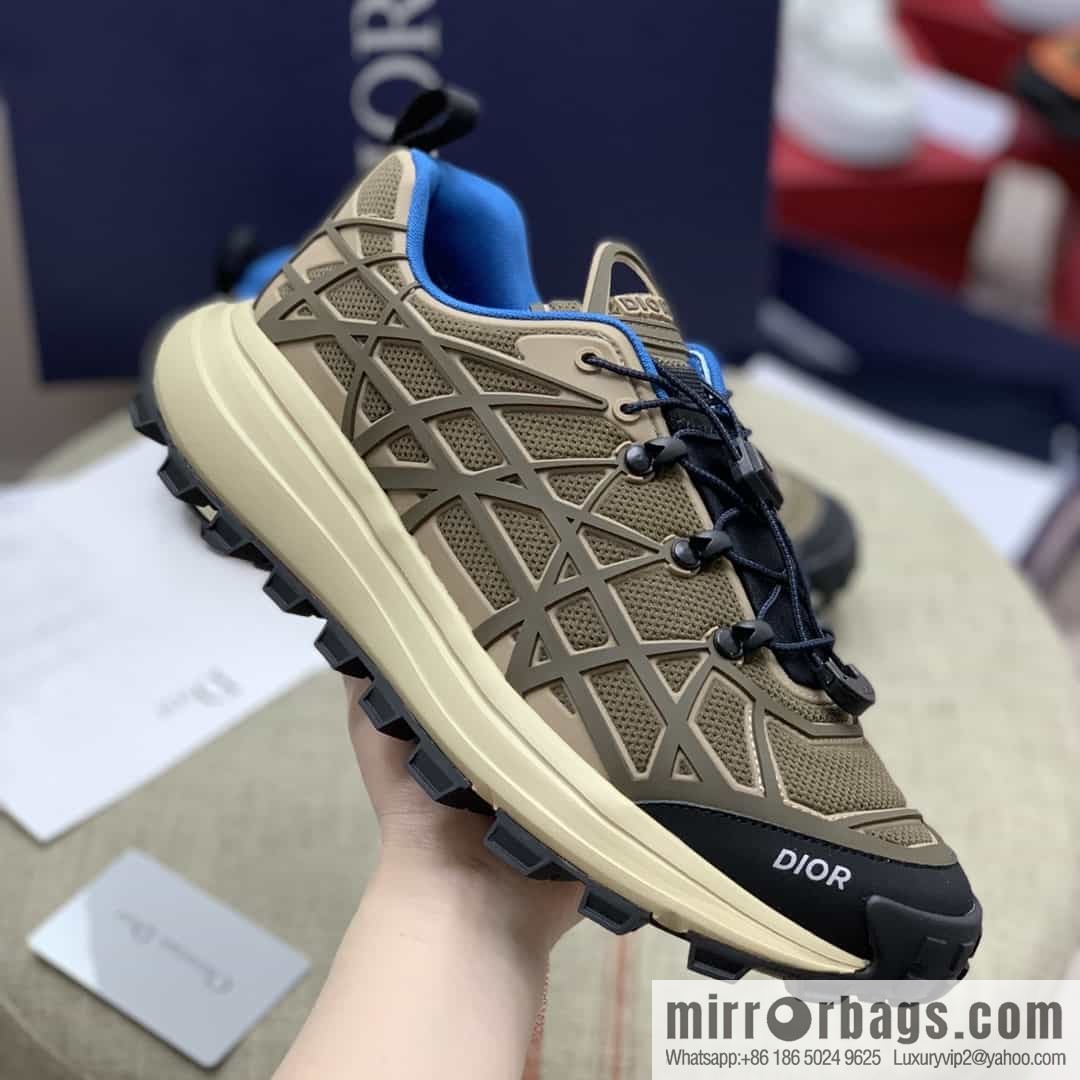 Dior Dior makes new men's B31 sports and leisure shoes with khaki mesh fabric