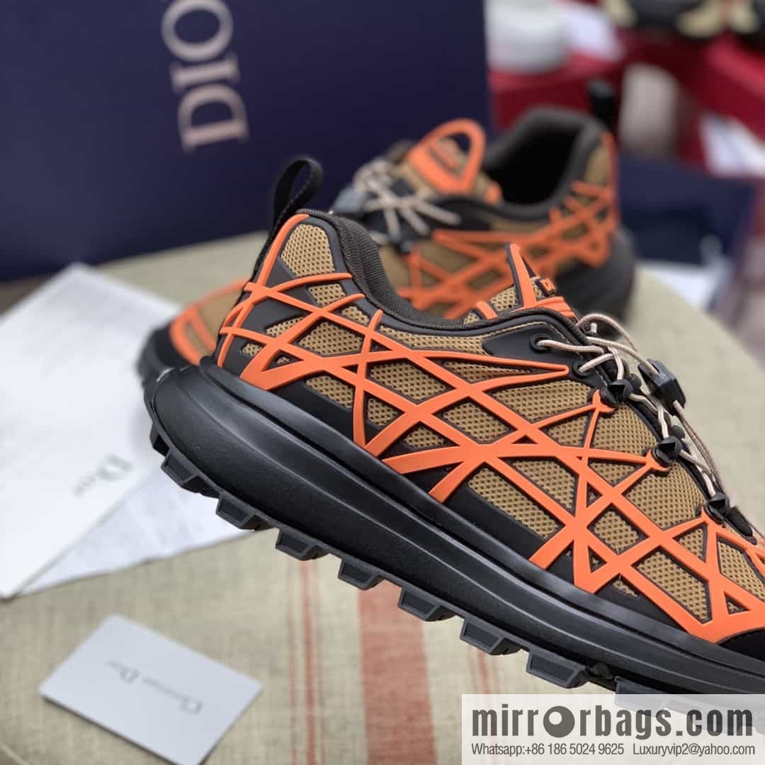 Dior Dior makes new men's B31 sports and leisure shoes with khaki mesh fabric