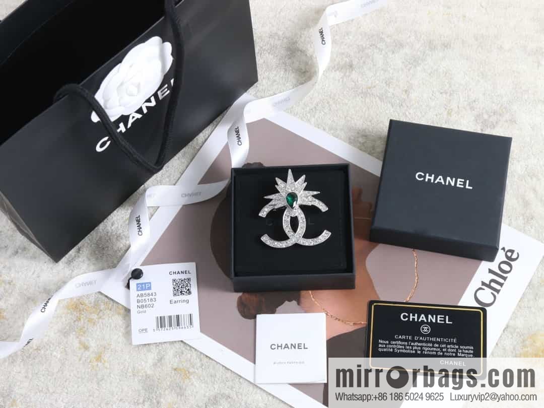 New ☑️ Chanel Double C Emerald Full Diamond Double C Brooch
