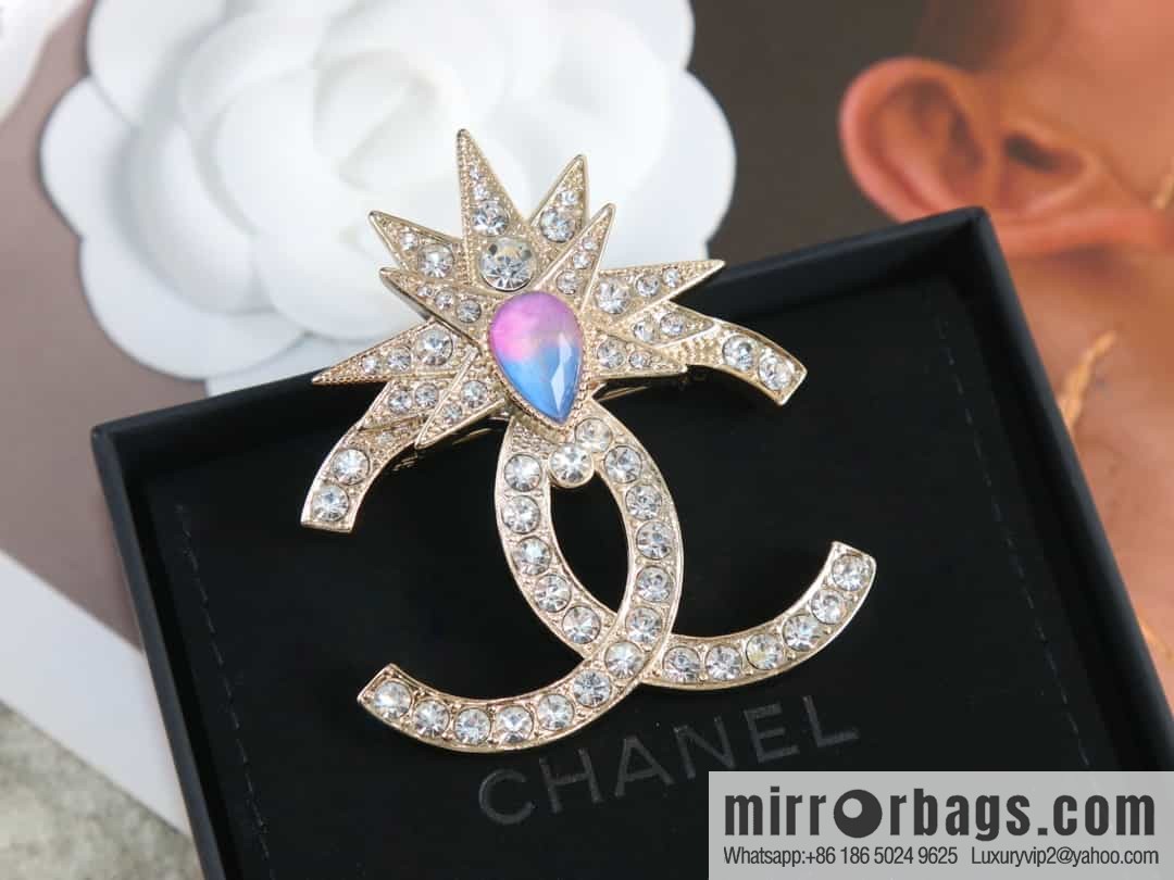 New ☑️ Chanel Double C Full Diamond Double C Brooch