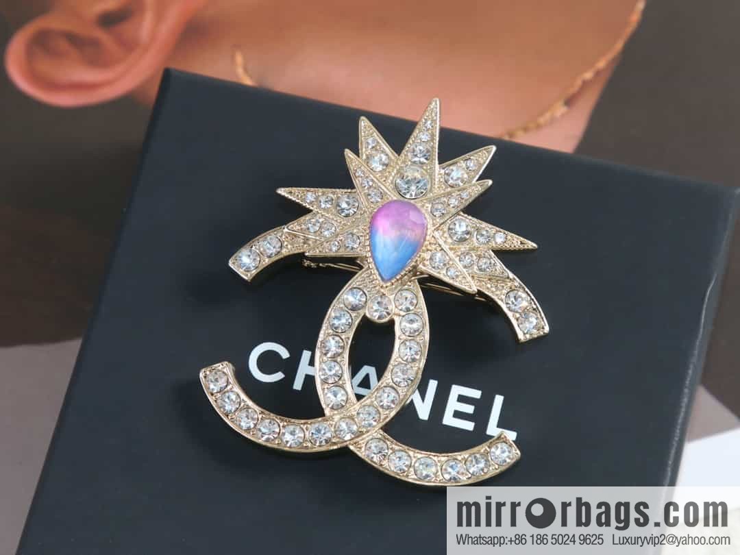 New ☑️ Chanel Double C Full Diamond Double C Brooch