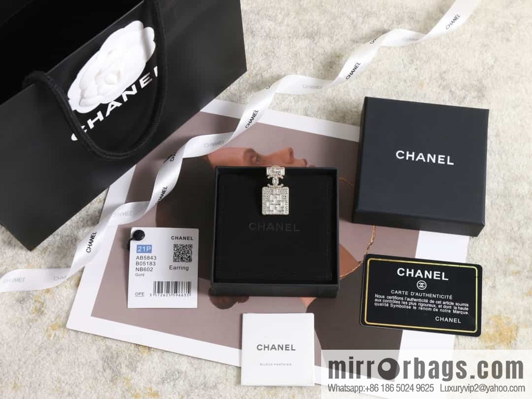 New ☑️ Chanel double c full diamond perfume bottle brooch