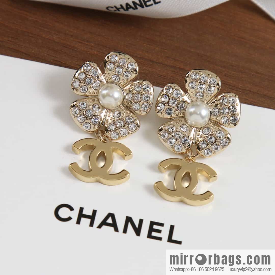 New ☑️ Chanel C2 double c full diamond flower pot stud earrings