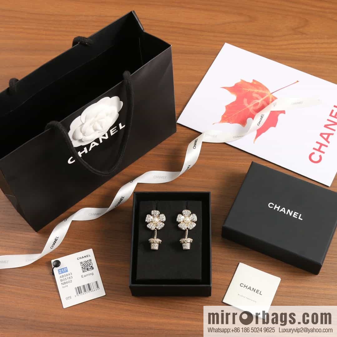 New ☑️ Chanel C1 double c full diamond flower pot stud earrings