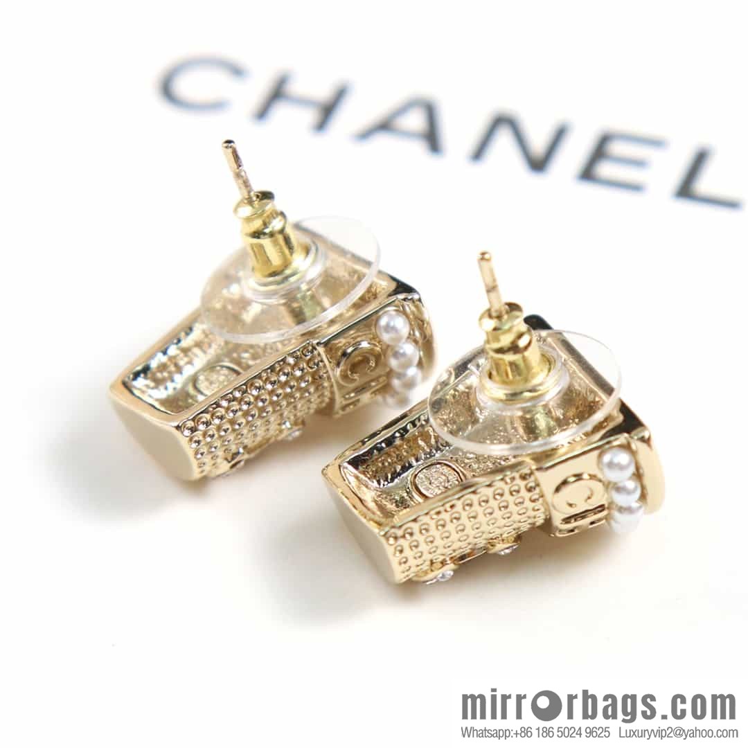 New ☑️ Chanel C1 double c full diamond flower pot stud earrings
