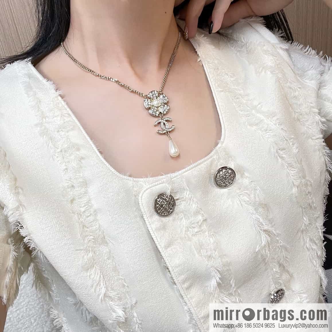 New ☑️ Chanel Full Diamond Double C Flower Pearl Necklace