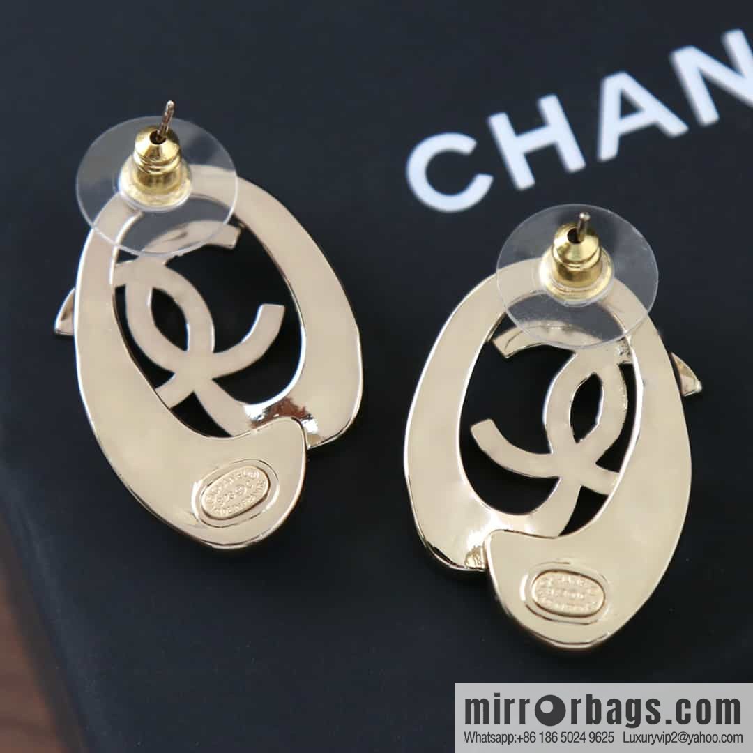 New ☑️ Chanel C1 double c gold oval hollow stud earrings