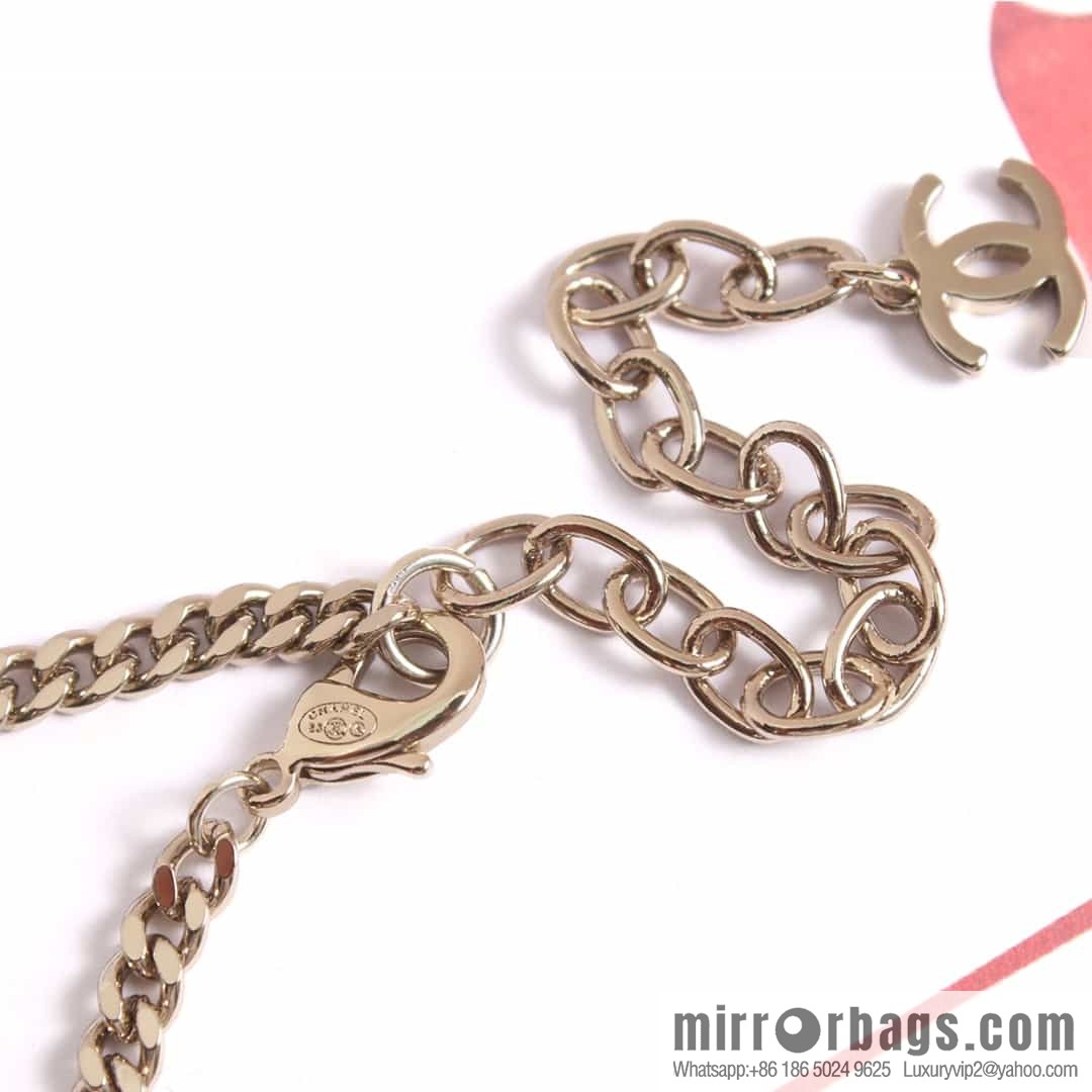 New ☑️ Chanel double c gold oval cut-out necklace