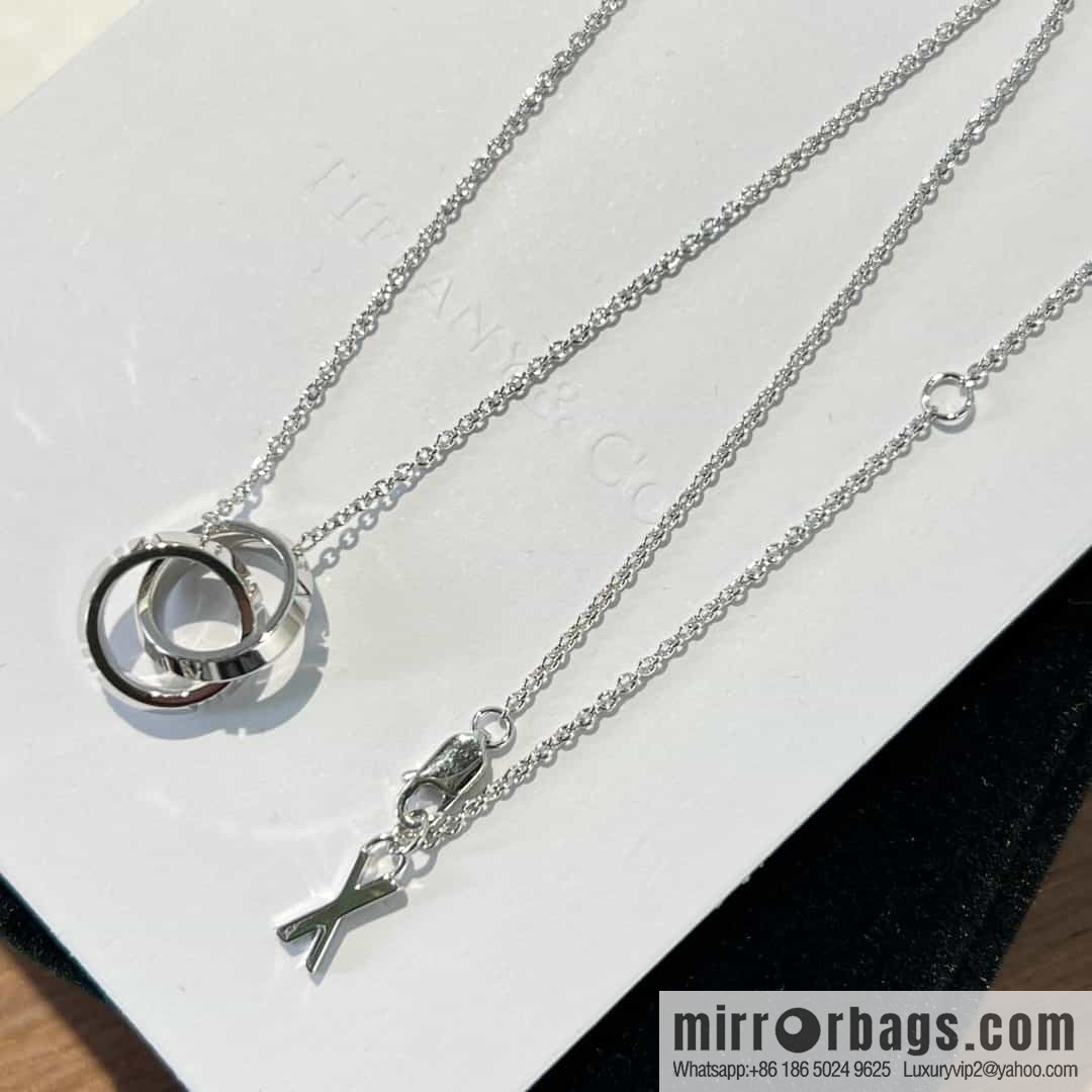 New ☑️ Tiffany & Co. X double ring necklace