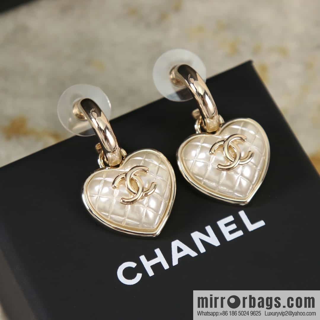 New ☑️ Chanel c2 double c rhombus peach heart love stud earrings