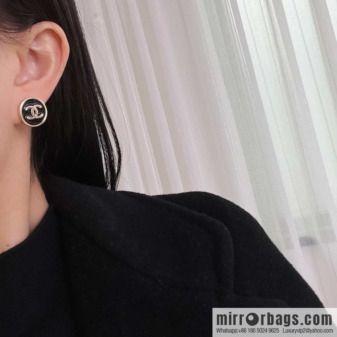 New ☑️ Chanel c1 double c round black stud earrings