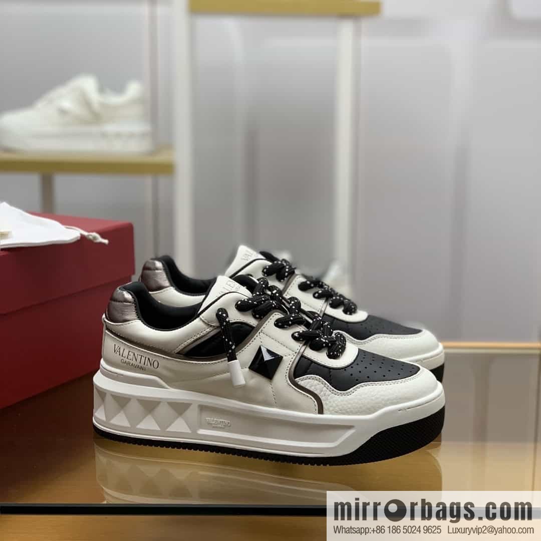 VALENTINO Valentino with sheepskin His & Hers low-top sneakers