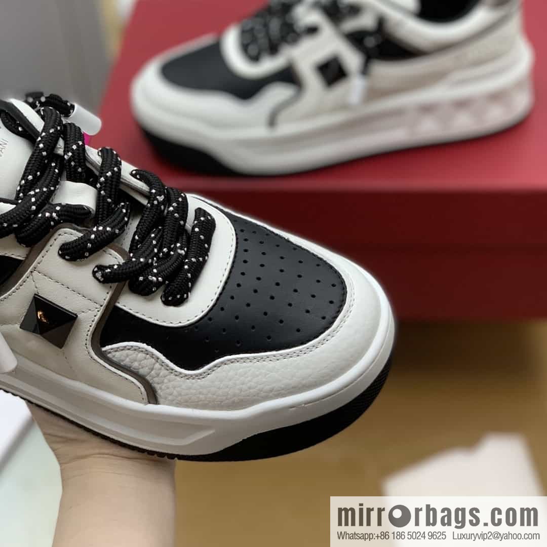 VALENTINO Valentino with sheepskin His & Hers low-top sneakers