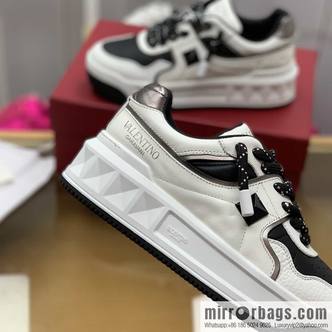 VALENTINO Valentino with sheepskin His & Hers low-top sneakers