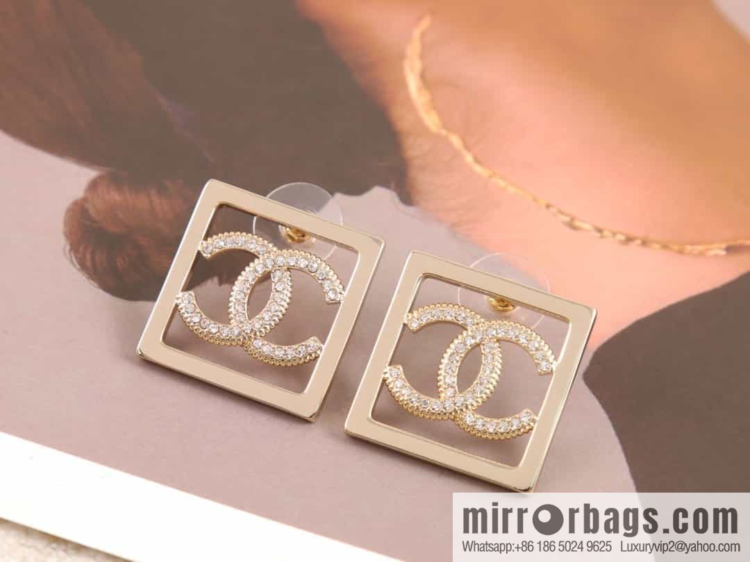 New ☑️ Chanel double c square hollow stud earrings