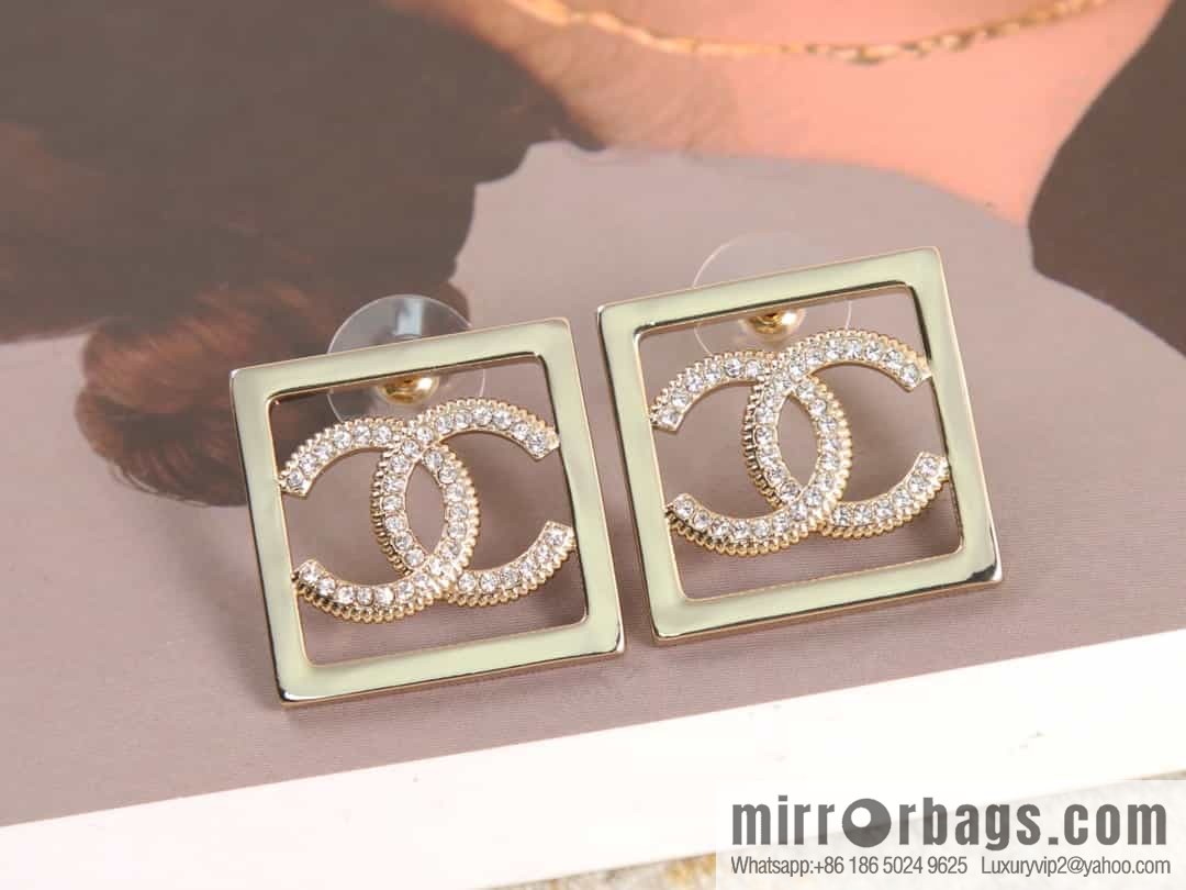 New ☑️ Chanel double c square hollow stud earrings