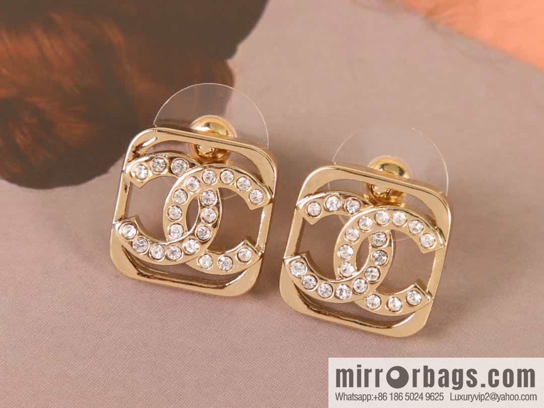 New ☑️ Chanel c1 double c cut-out full diamond stud earrings