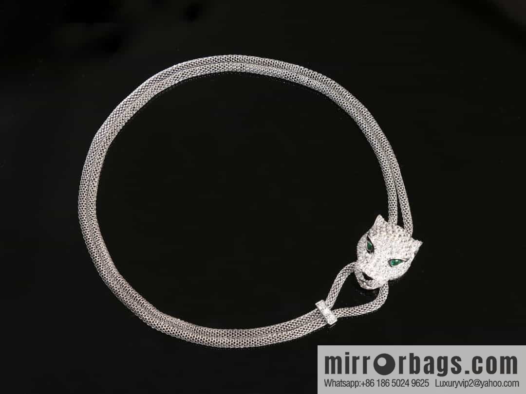 Cartier PANTHÜRE DECARTIER Jungle series full of diamonds leopard necklace