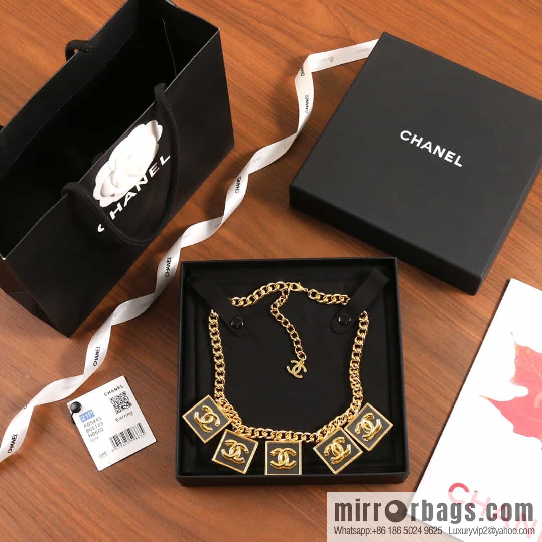 New ☑️ Chanel Double C Square Acrylic Gold Necklace Necklace