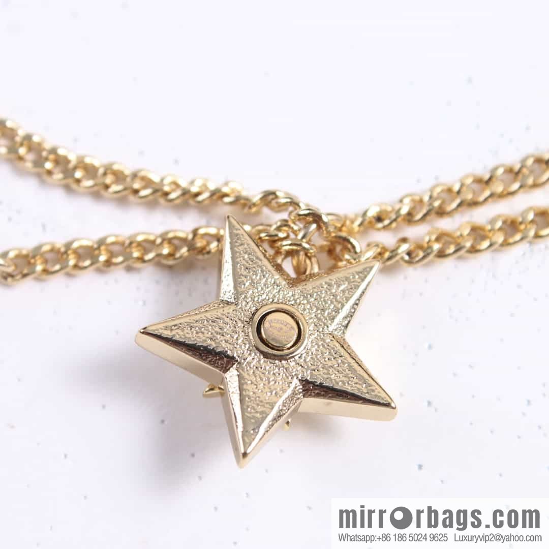 New ☑️ Chanel double c star fringe love necklace