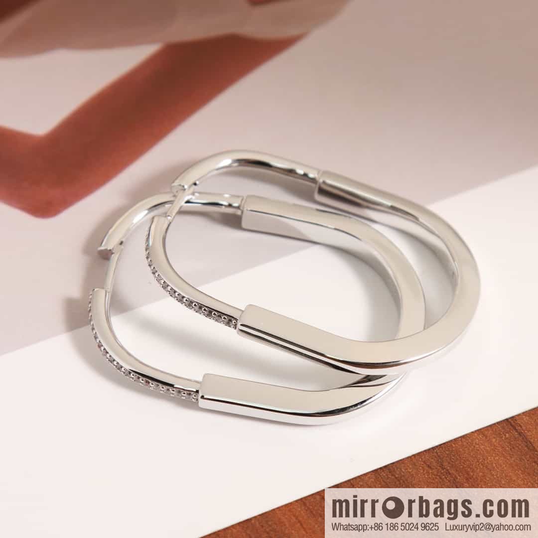Tiffany Lock Half Drill Lock Earrings