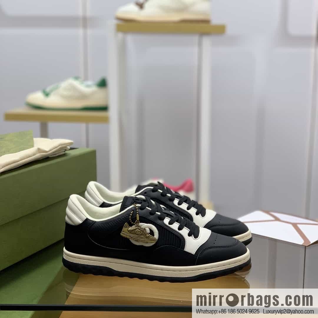 Gucci Gucci uses black and white color matching leather His & Hers Unisex sports and leisure shoes of the same style
