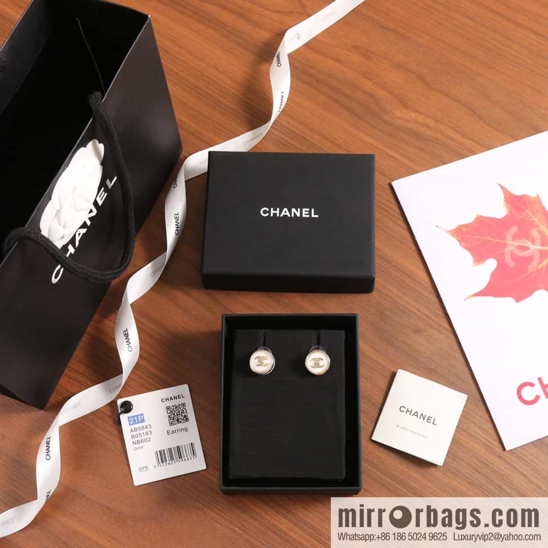 New ☑️ chanel c1 double c round acrylic stud earrings