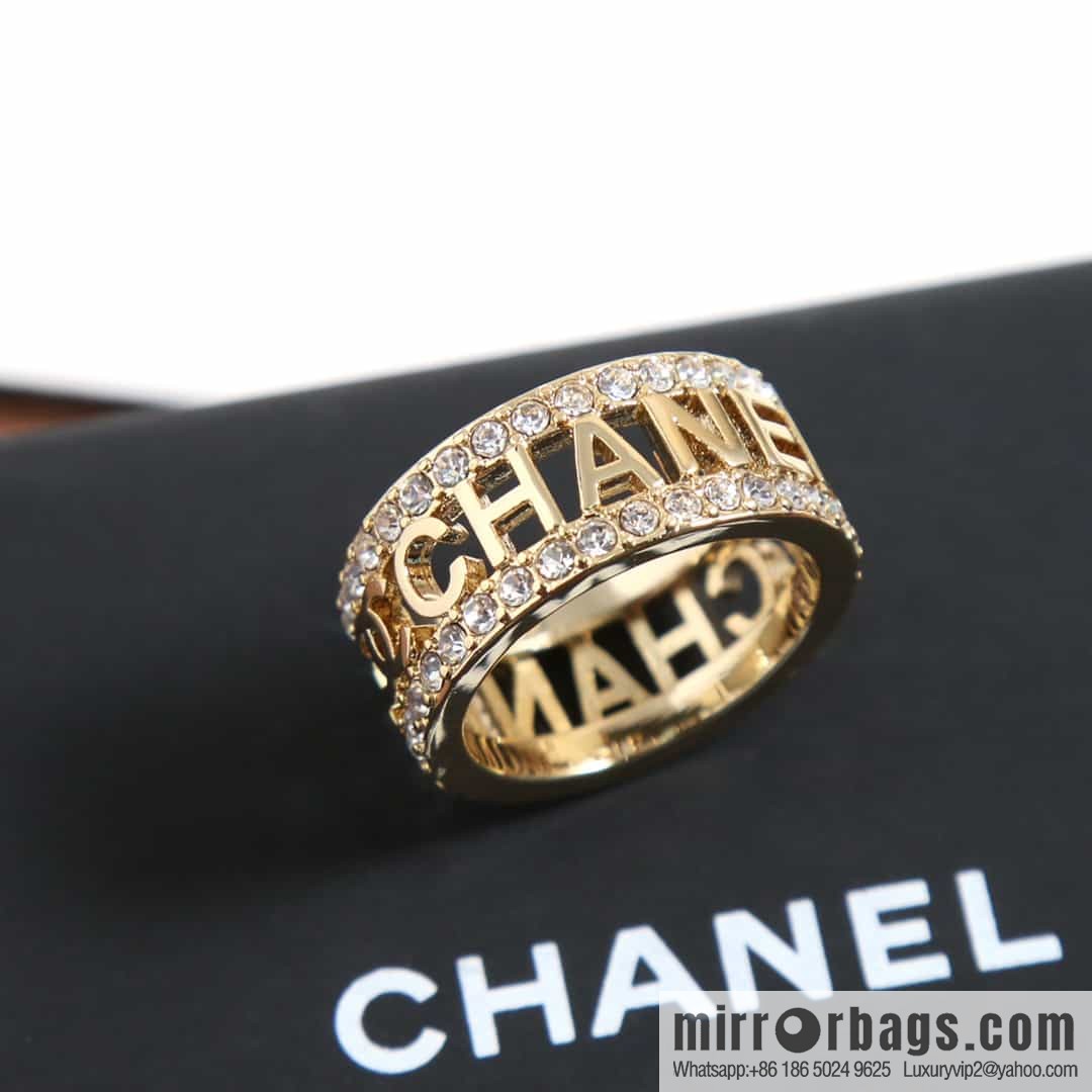 New ☑️ Chanel hollowed-out letter full diamond ring