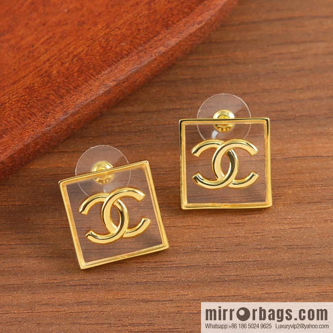 New ☑️ Chanel Double C Square Acrylic Gold Necklace Necklace