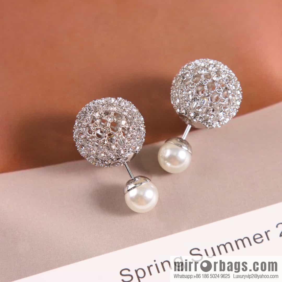 New ☑️ DIOR full diamond pearl stud earrings