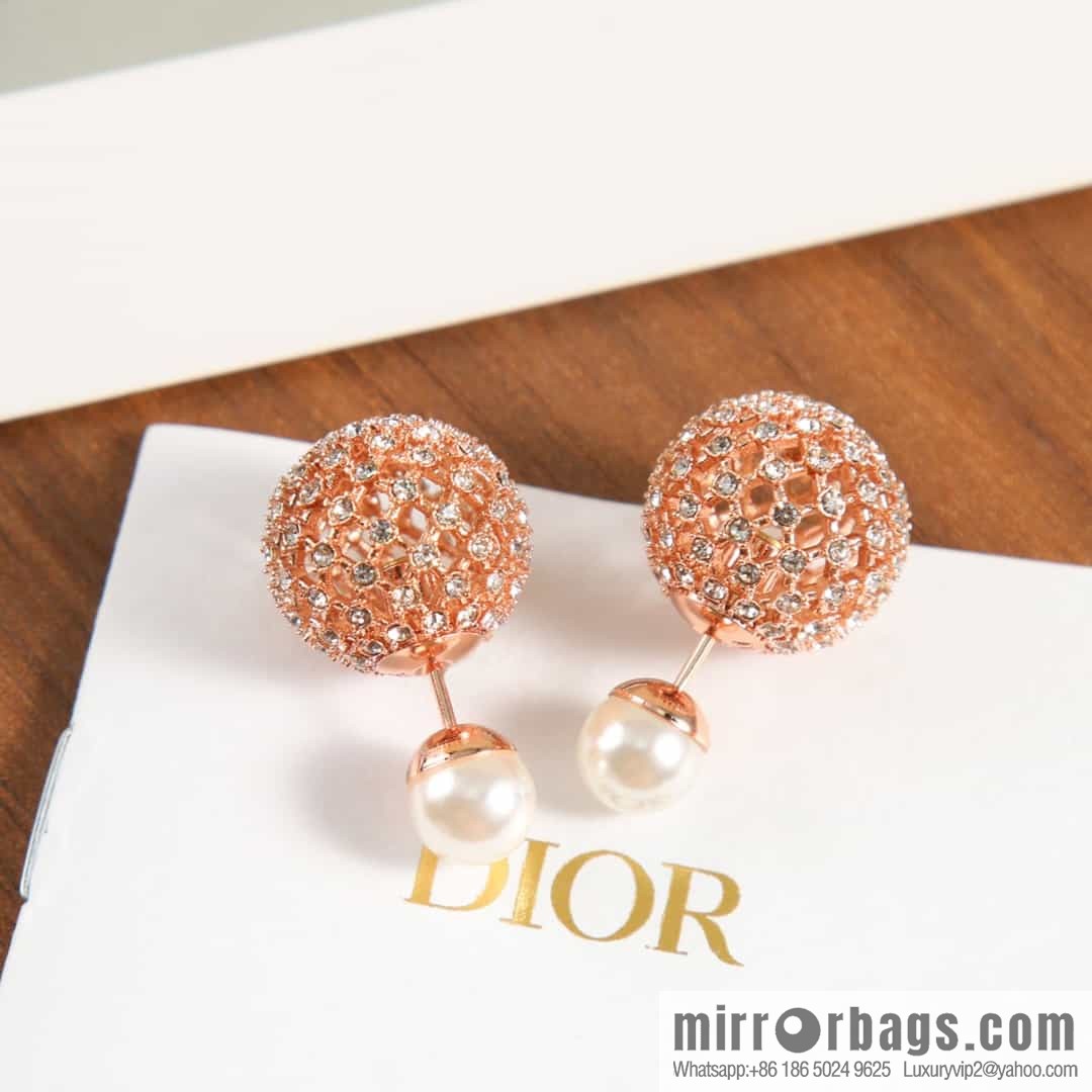 New ☑️ DIOR full diamond pearl stud earrings