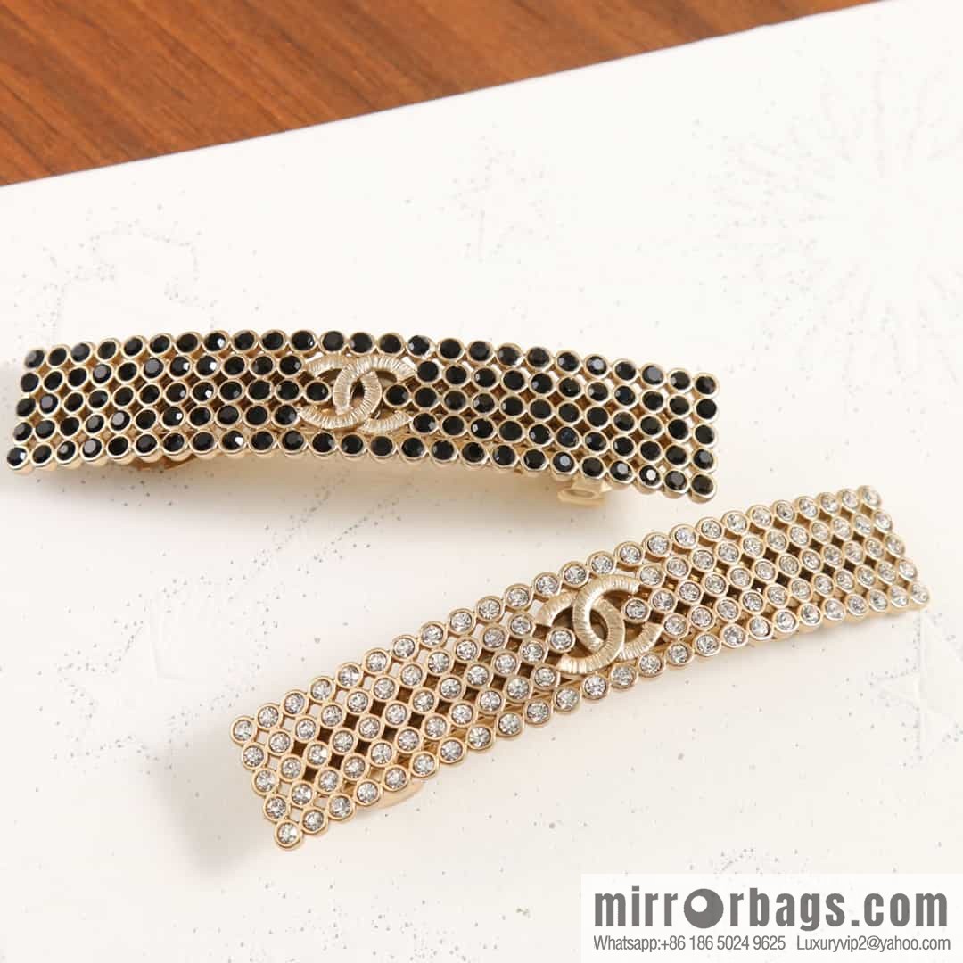 New ☑️ Chanel double c full diamond hairpin hairpin