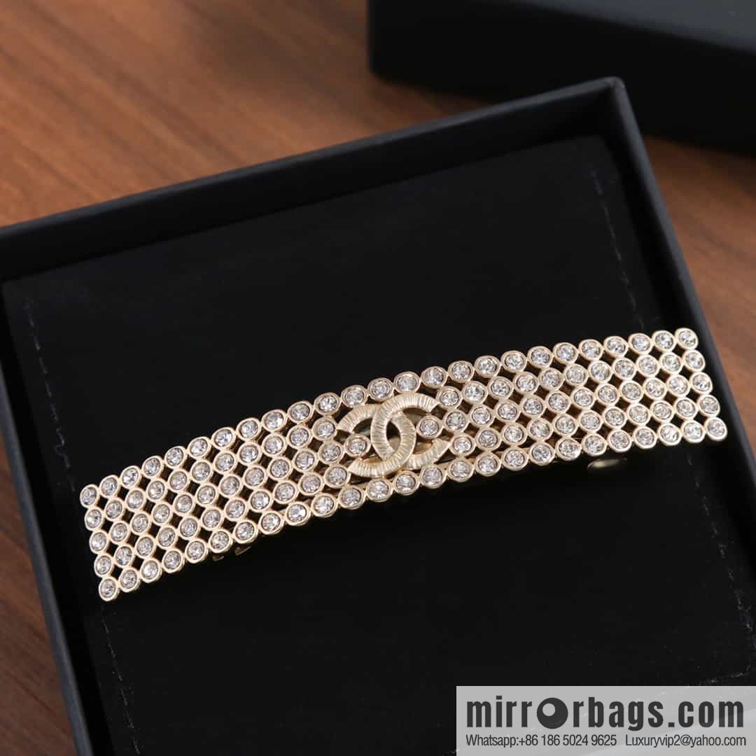 New ☑️ Chanel double c full diamond hairpin hairpin